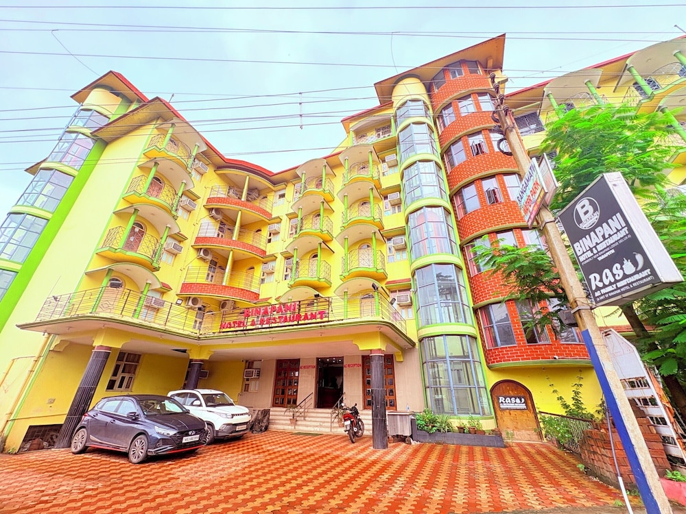 Binapani Hotel & Restaurant Tarapith