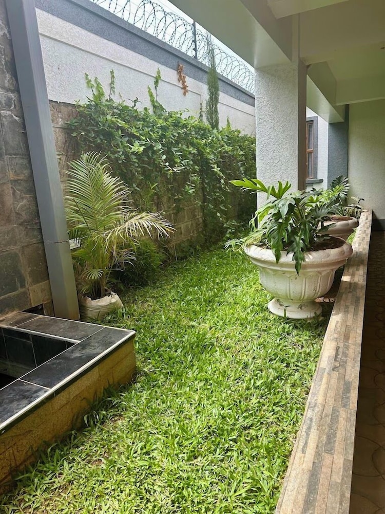 Lux Suites VOB Airbnb Eldoret