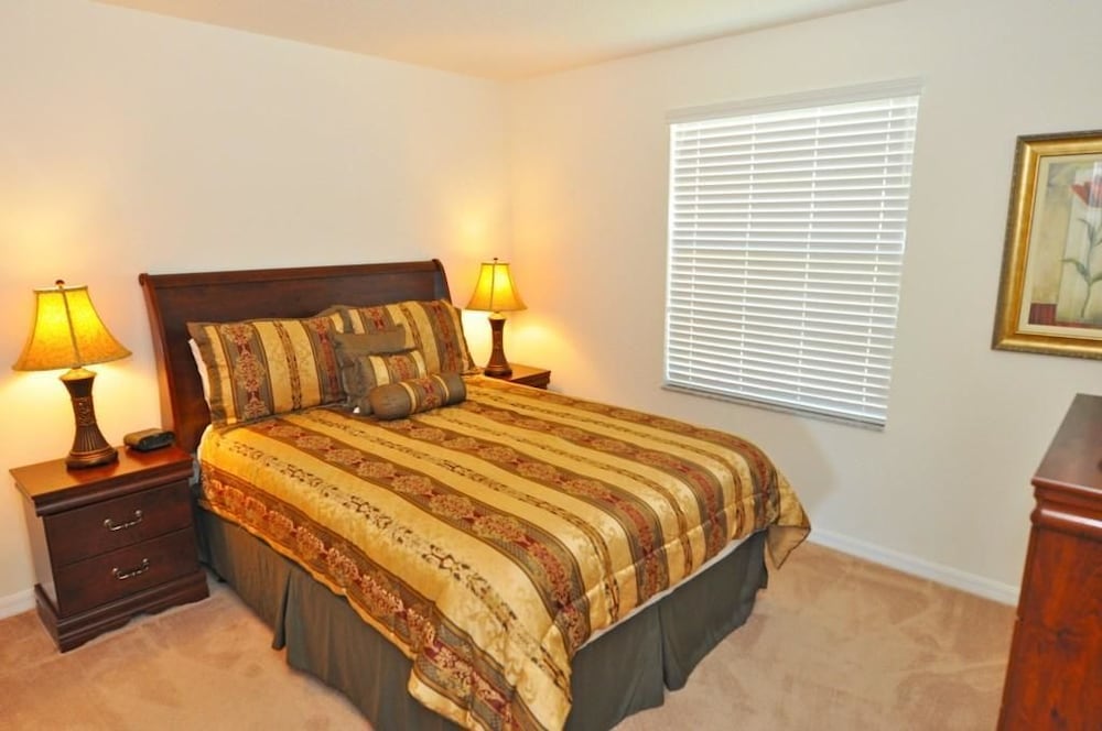 733 Watersong House 5 Bedroom by Florida Star