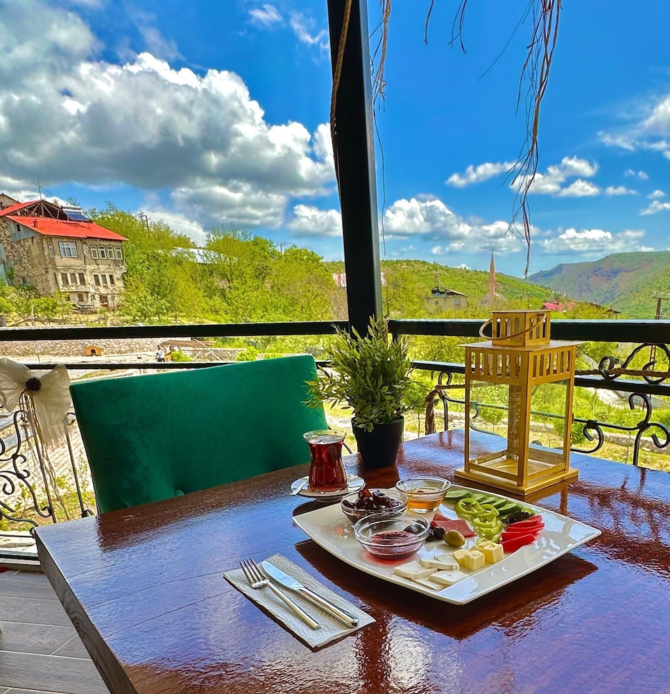 Kaşkaloğlu Hotel