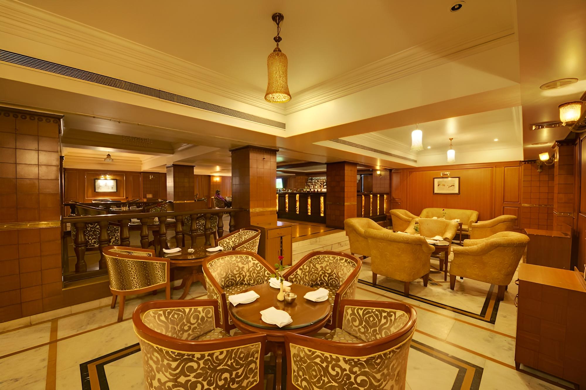 Hotel Babylon International