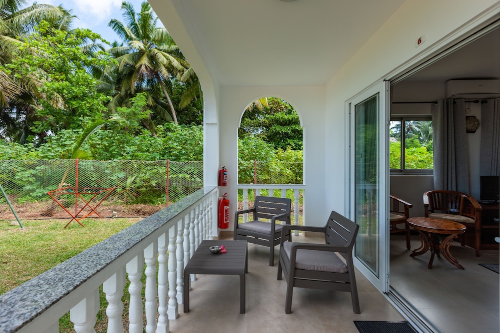 Le Tropique Villa - Adults Only