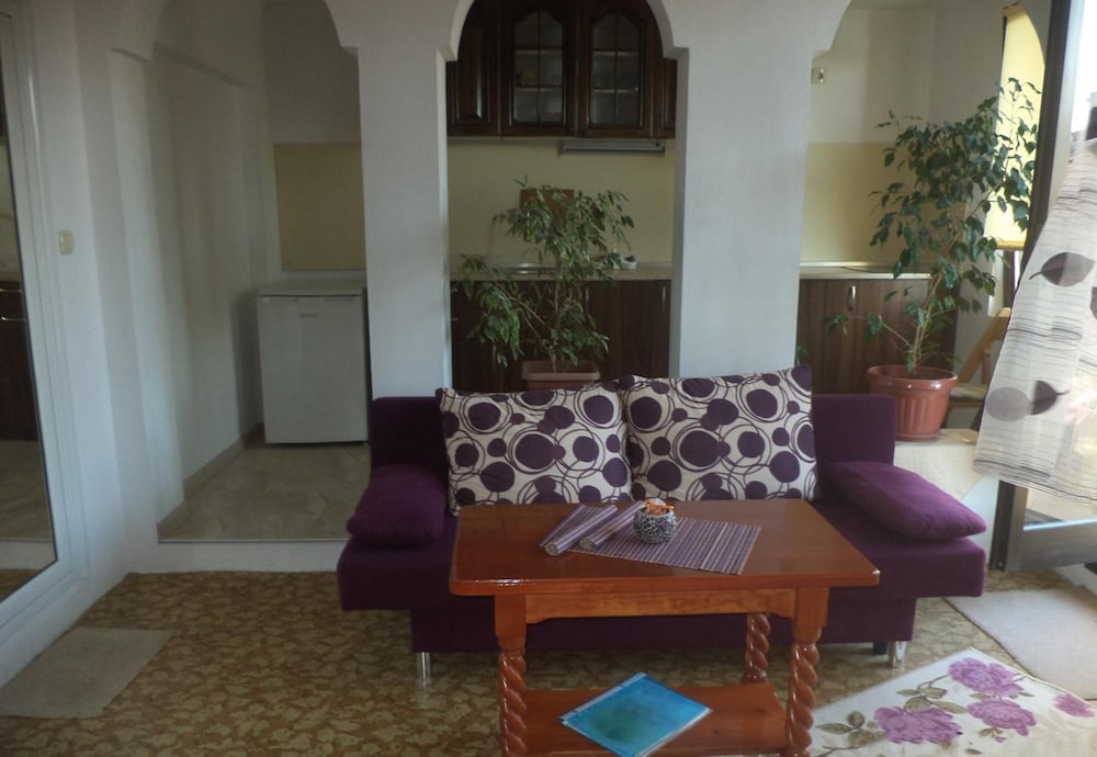 Guest House Liliya