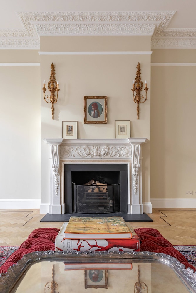 Earl's Court Square XI by Onefinestay