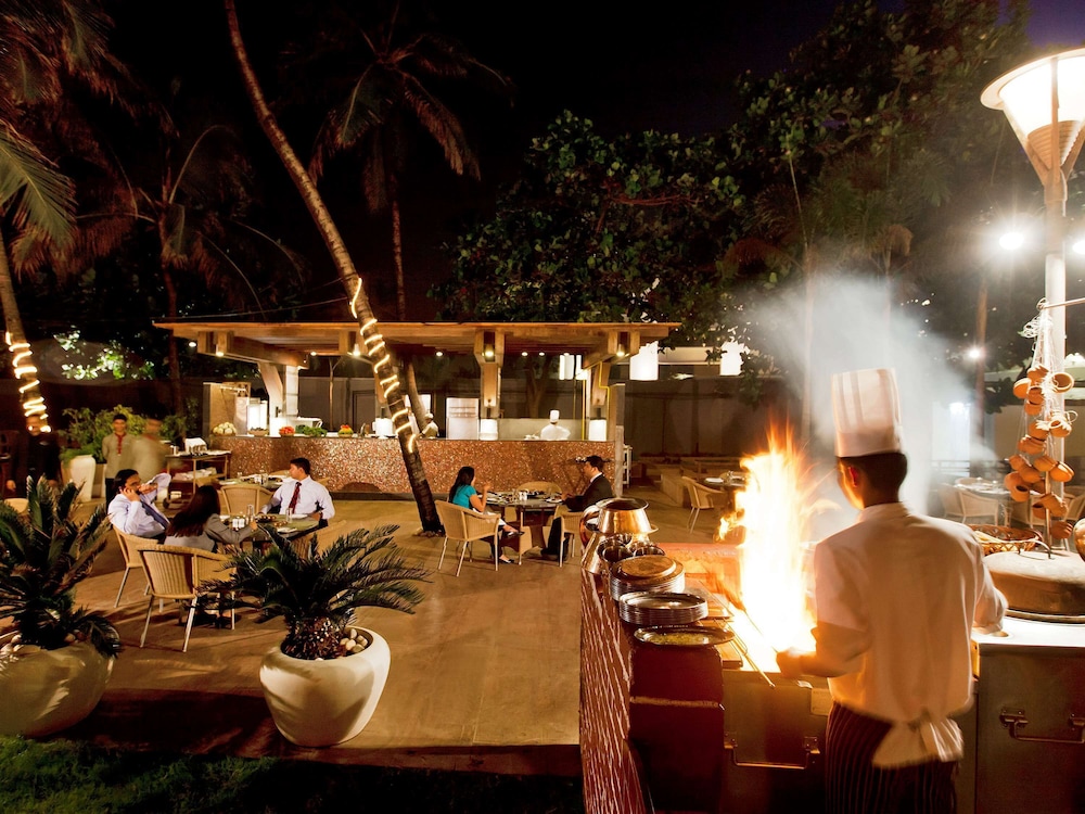 Mumbai Vacations - Novotel Mumbai Juhu Beach Hotel - Property Image 53