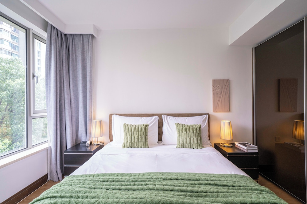 Tyms Premium 1BR 1BA Apt Yongxin Century