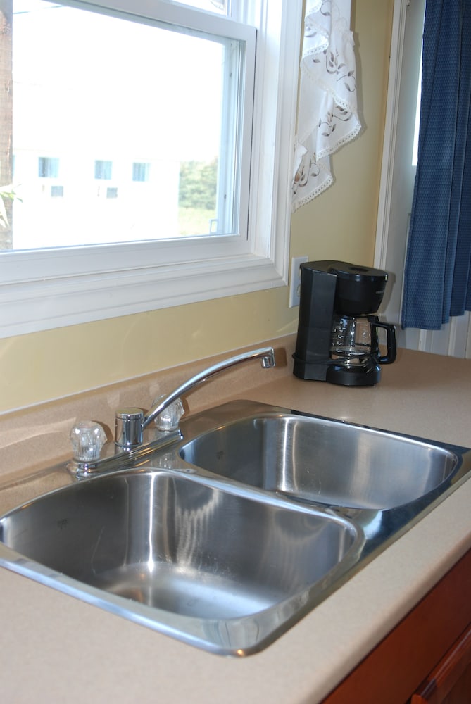 Shining Waters Cottages