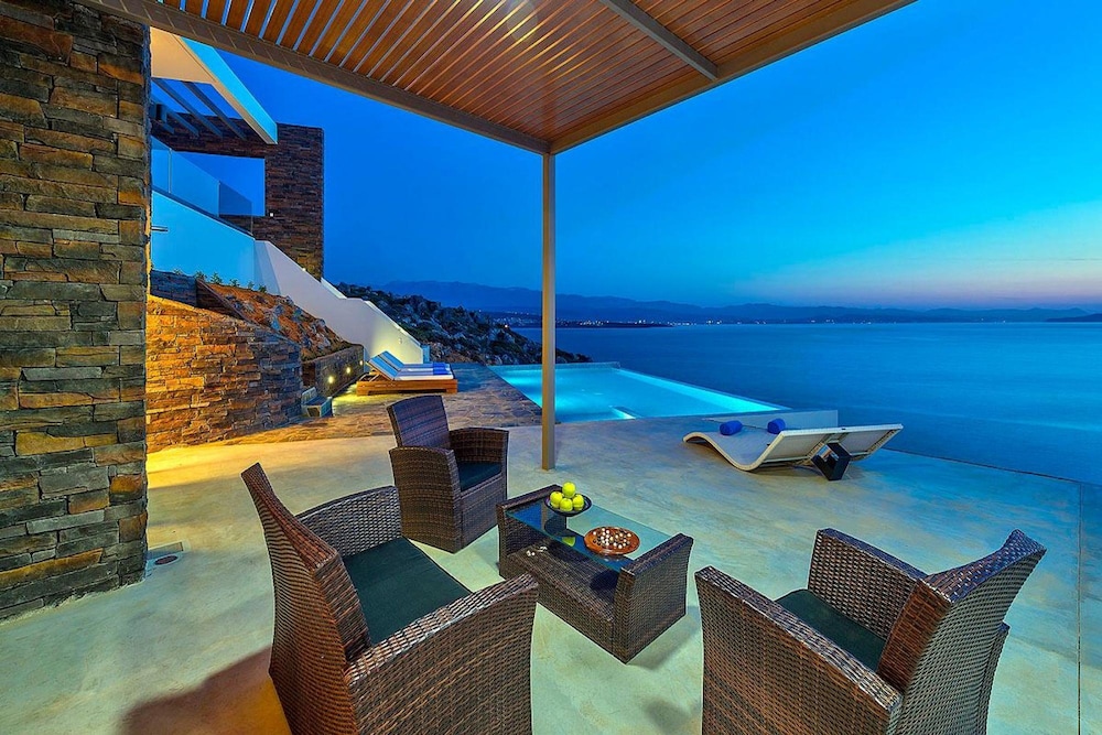 Tersanas Villas