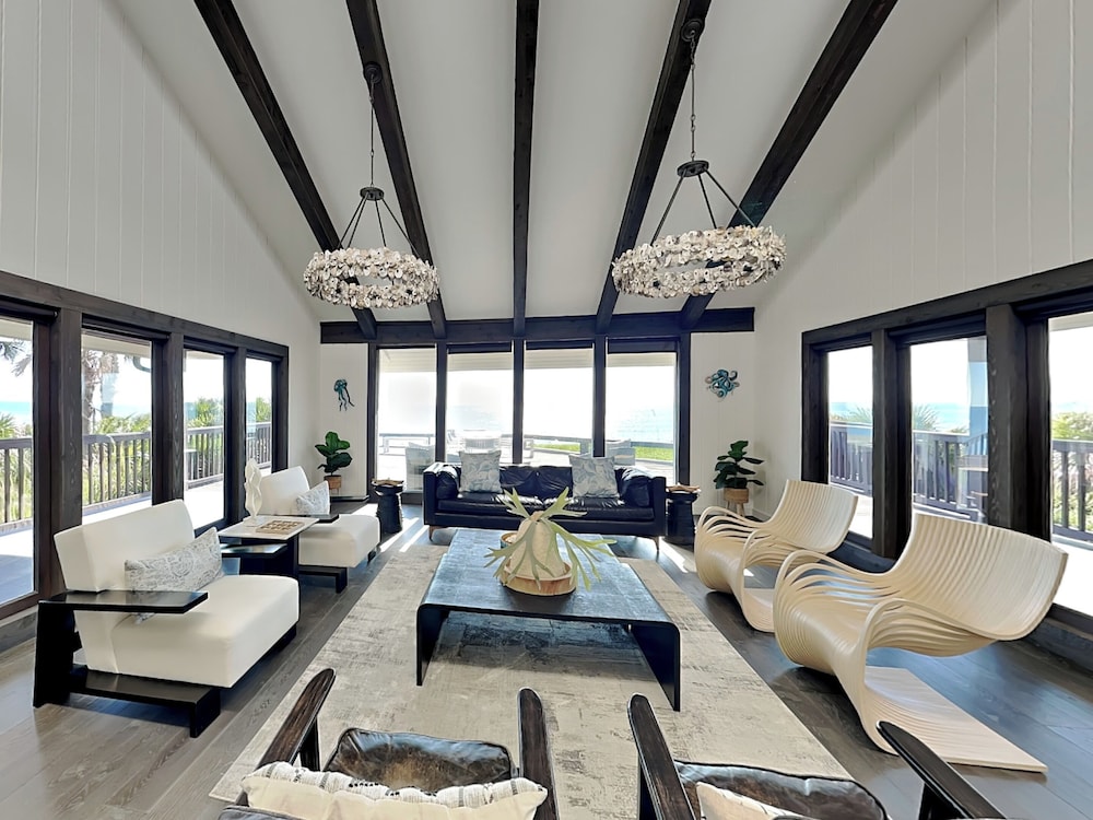 Ocean Commotion by Distinctive Beach Rentals