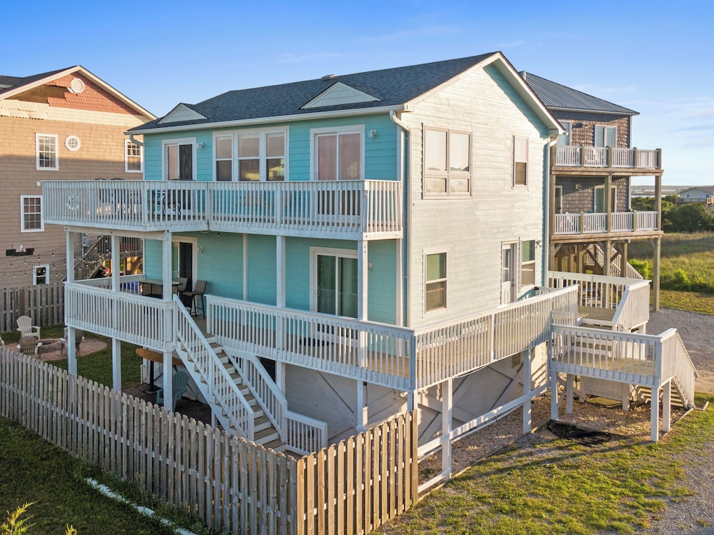 Sunset Retreat by Topsail Realty