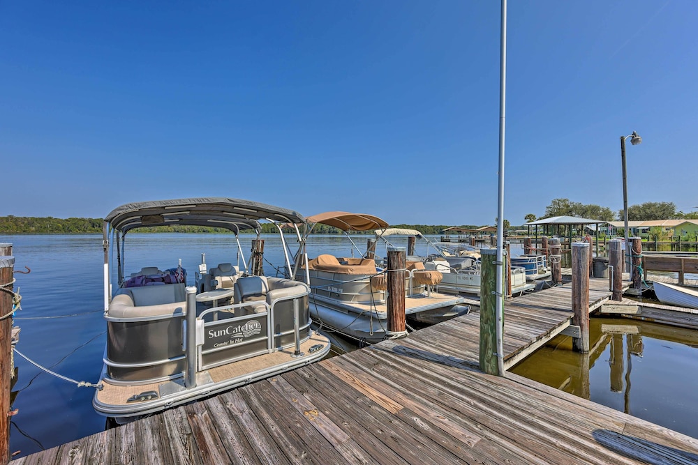 Condo on St Johns River w/ Boat Dock Access!