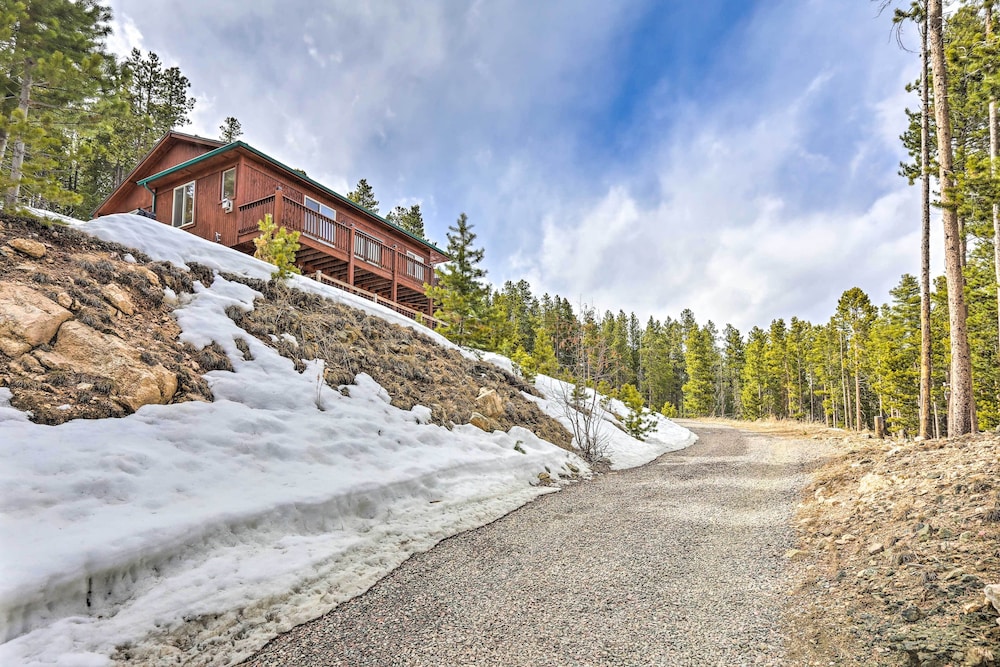 Private Mountain Retreat w/ Hot Tub & Fire Pit! view 5