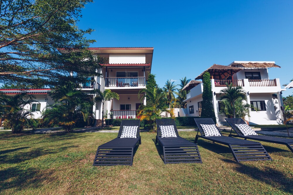 Coco Lilly Villas