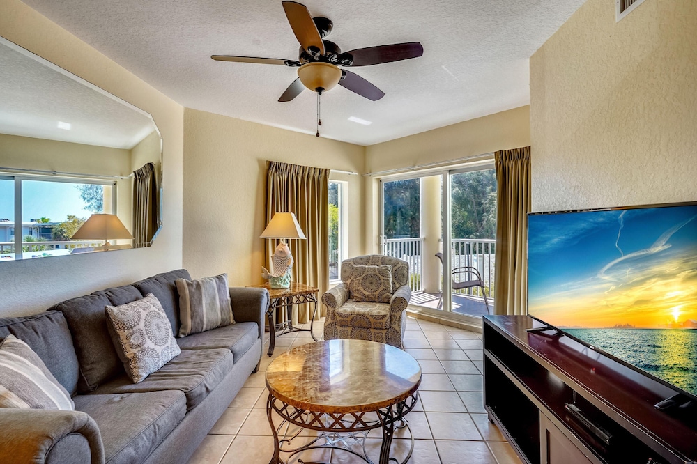 Sunset Vistas 302s