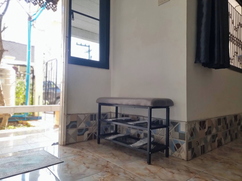 Chiang Mai Oasis 2-bedroom Home With Private Entrance & Modern Amenities