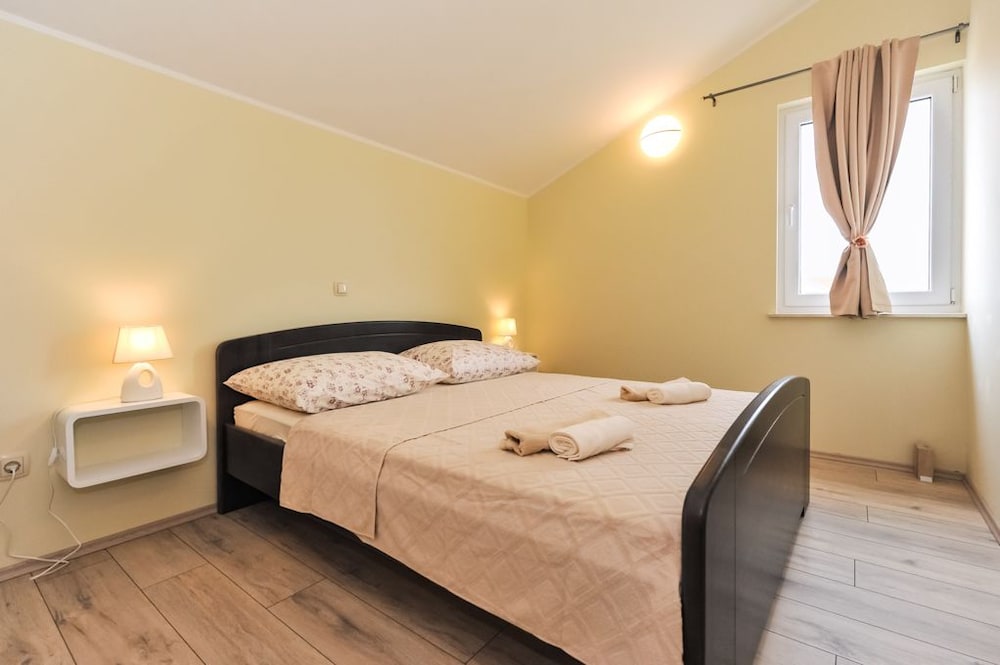 Apartments Kruno