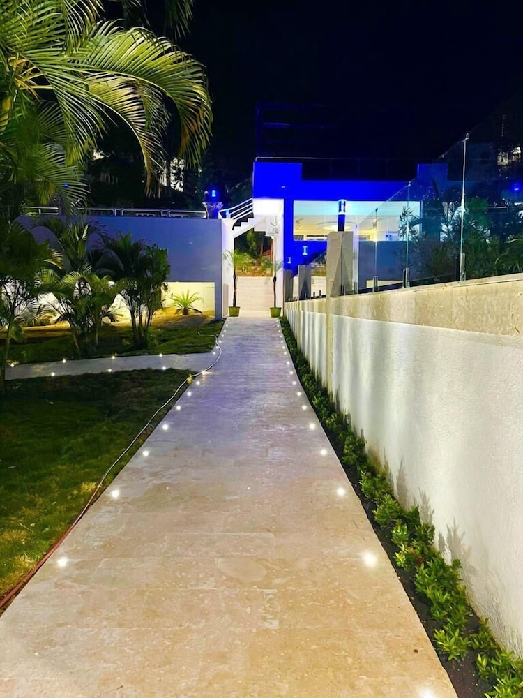Hotel Daymond Blue view 5