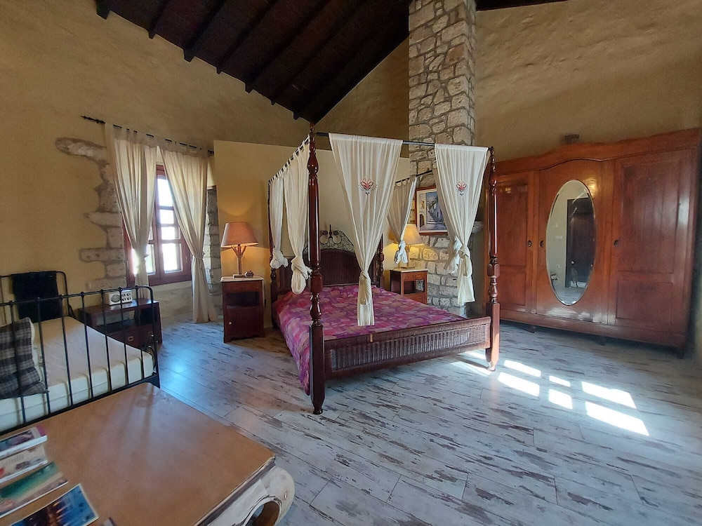 1882 Butik Otel - Image 11