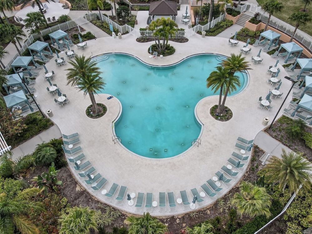 Fairytale Mansion 6BR Arcade & Pool