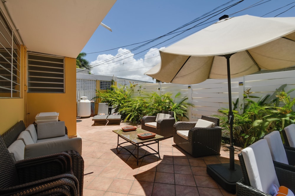 Private Heated Pool: Walk to Isla Verde Beach - Property Image 11