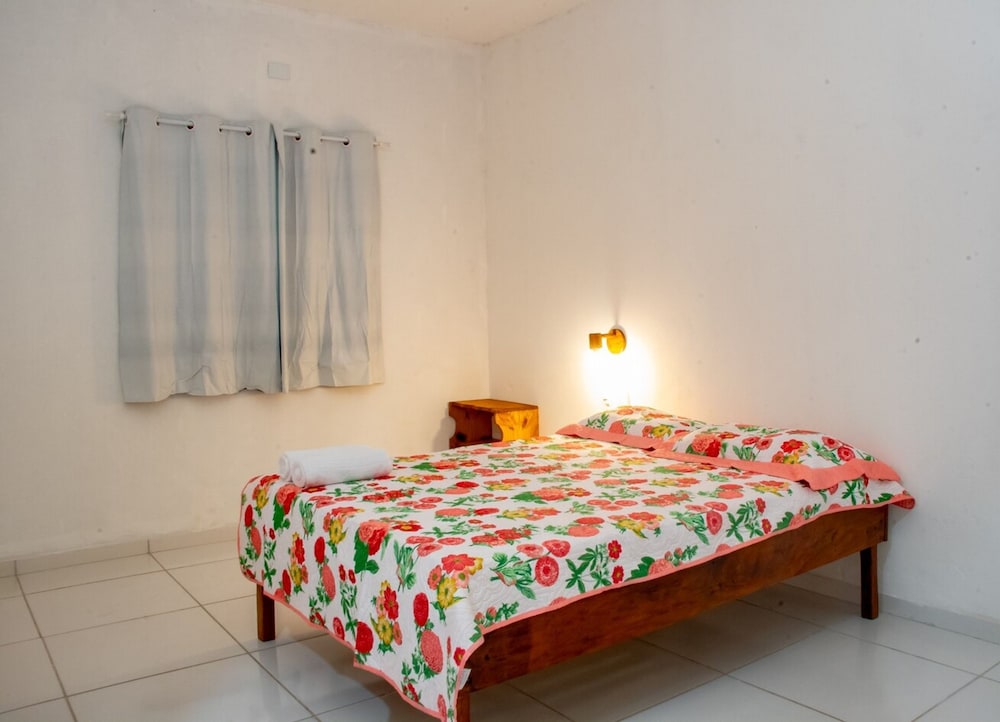 Suite Recanto dos Macacos - Quarto 2