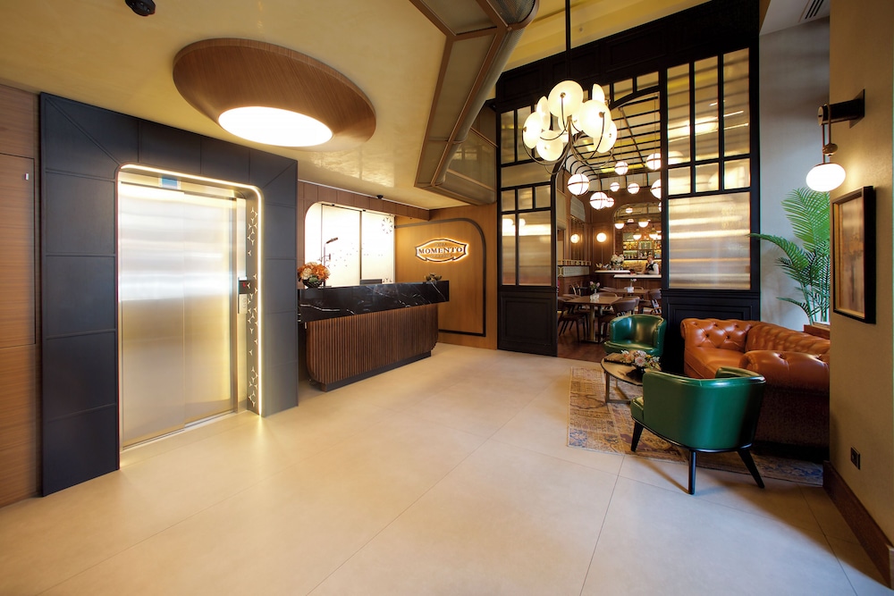 Momento Golden Horn Otel - Image 10