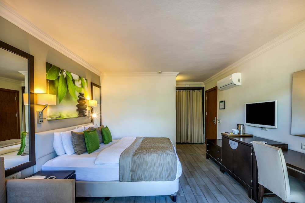 Marmaris Bay Resort - Adults Only