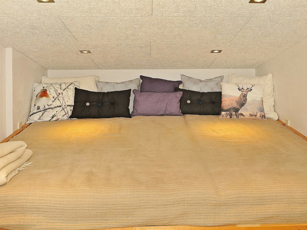 Luxurious Holiday Home in Henne With Fireplace in the Garden view 5