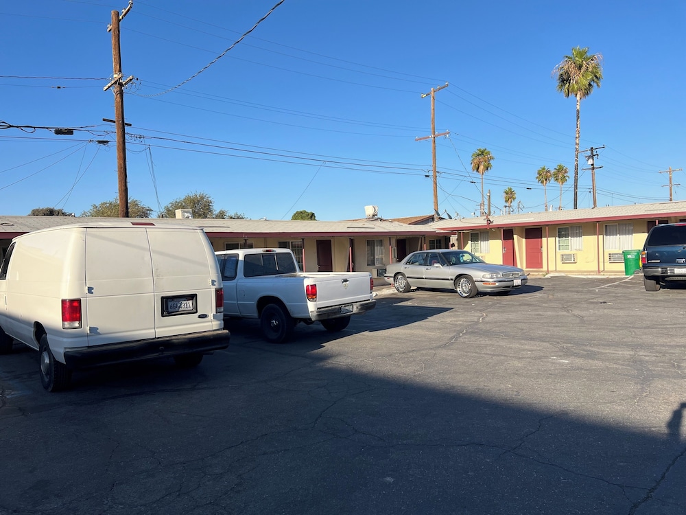 Sai Park Motel