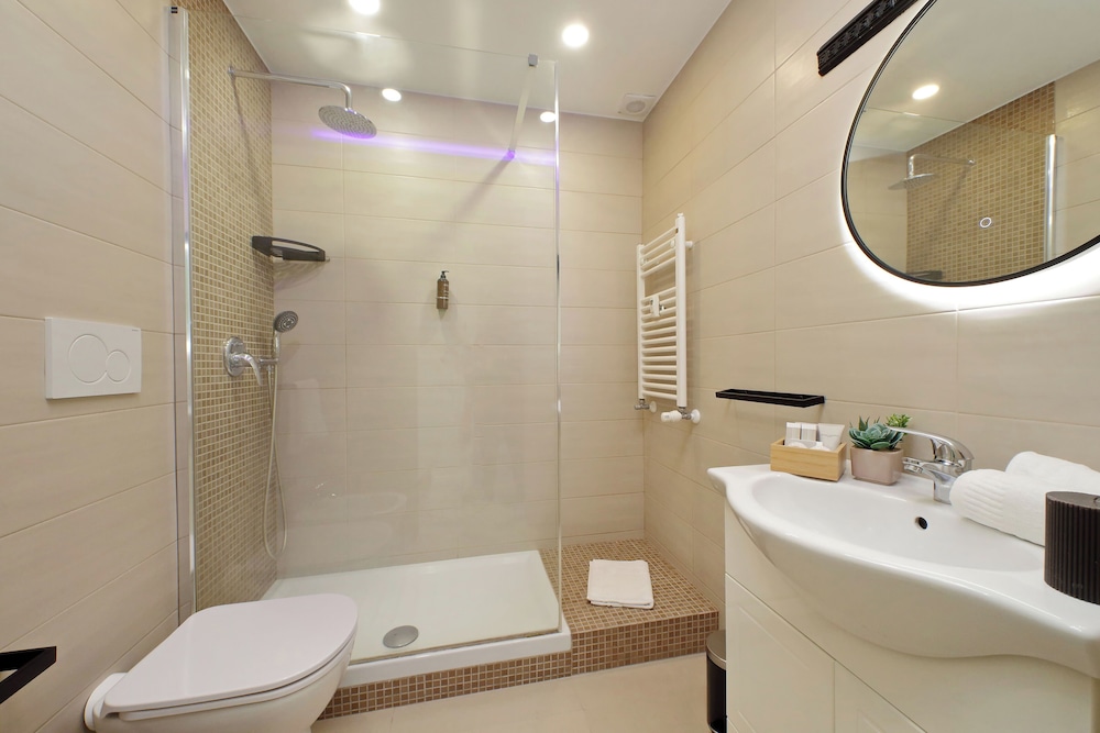 Domus Augustea San Giovanni Sunset Suites