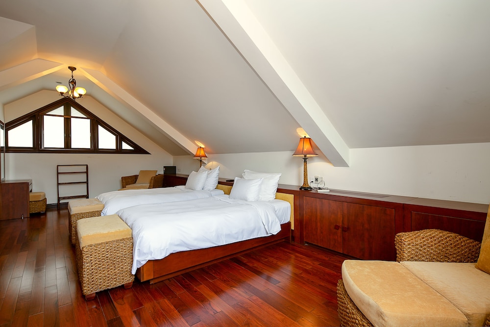 Tropical Villas Beach Danang