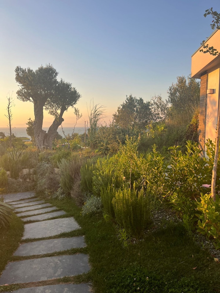 Cape of Rodon Resort Green Village