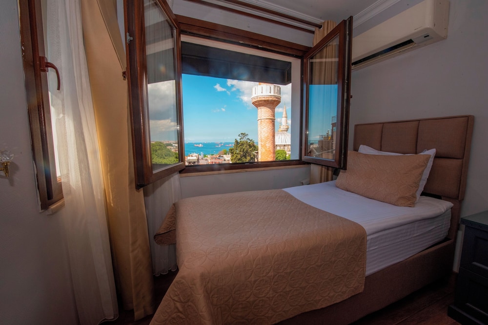 Otel Daphne - Özel Sınıf - Image 49