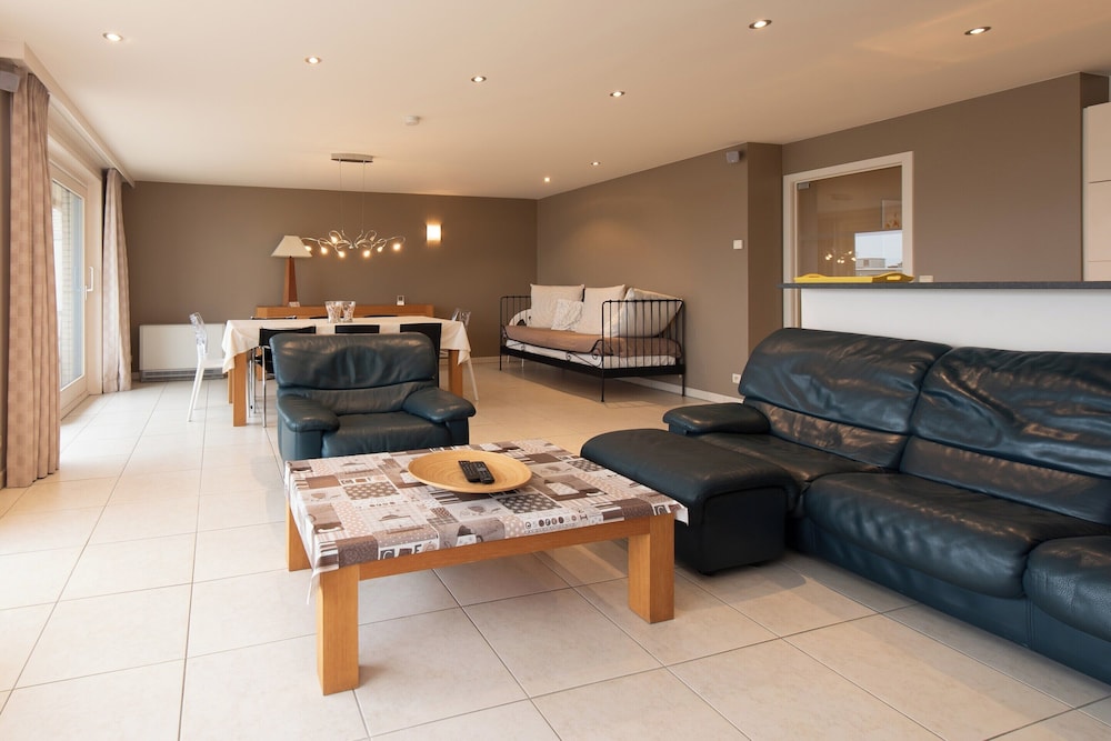 Apartment in Middelkerke With Stunning Views
