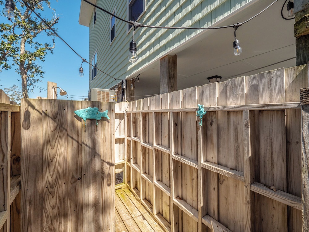 The Hydeaway by Topsail Realty