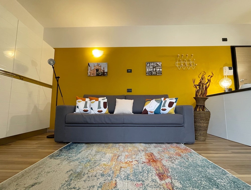 Studio With Balcony in Bovisa Milan