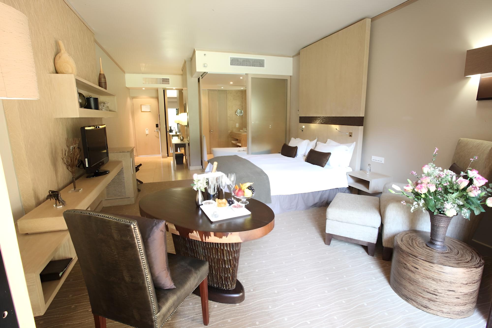 Lombardy Boutique Hotel & Conference Centre view 5