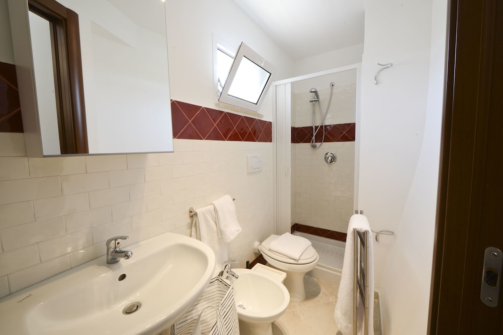 Villa, Trulli e Piscina nel Cuore della Valle d'Itria