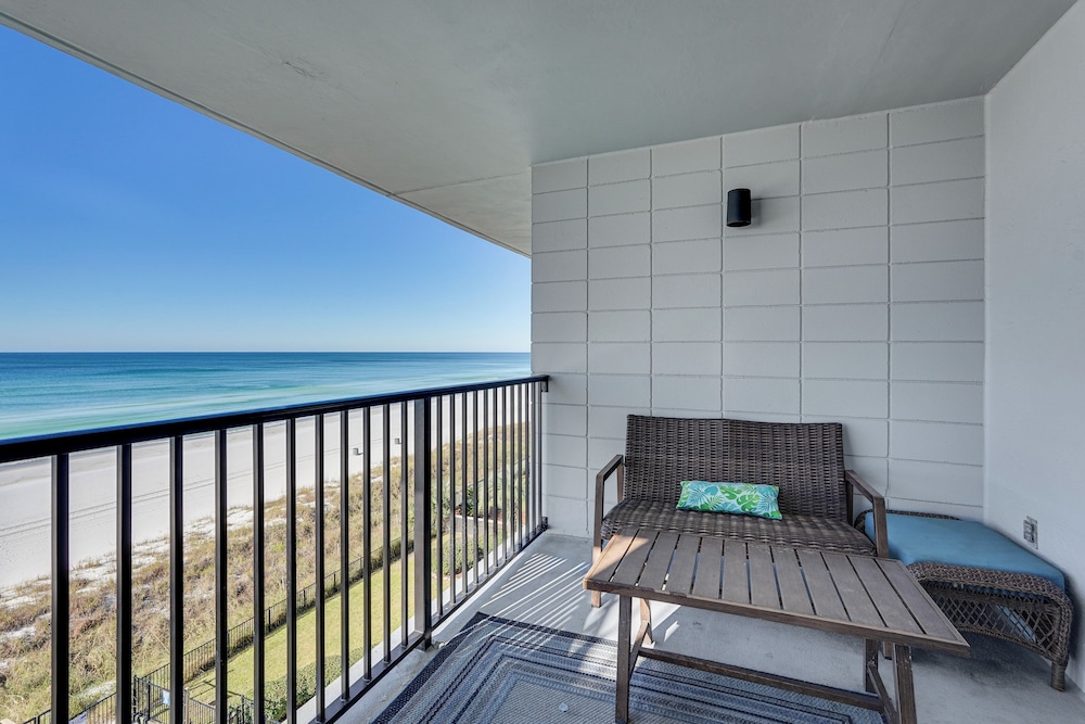 Oceanfront PCB Condo: Steps to Private Beach!