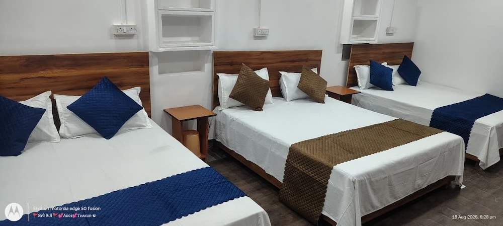 Ayodhya Cantt Palace & Restaurant