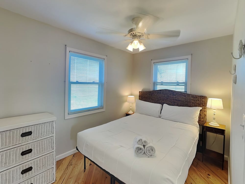 Beach Oasis by Ryson Vacation Rentals