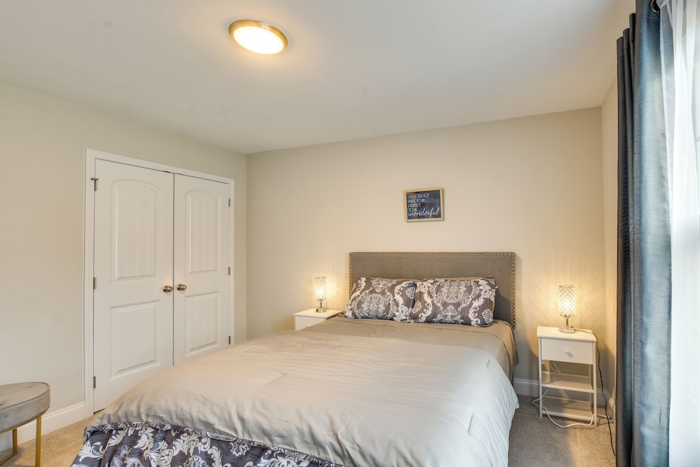 11 Mi to Fort Bragg: Family Home w/ Patio!