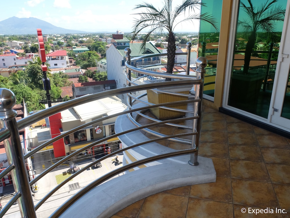 Fields Plaza Hotel, photo 39