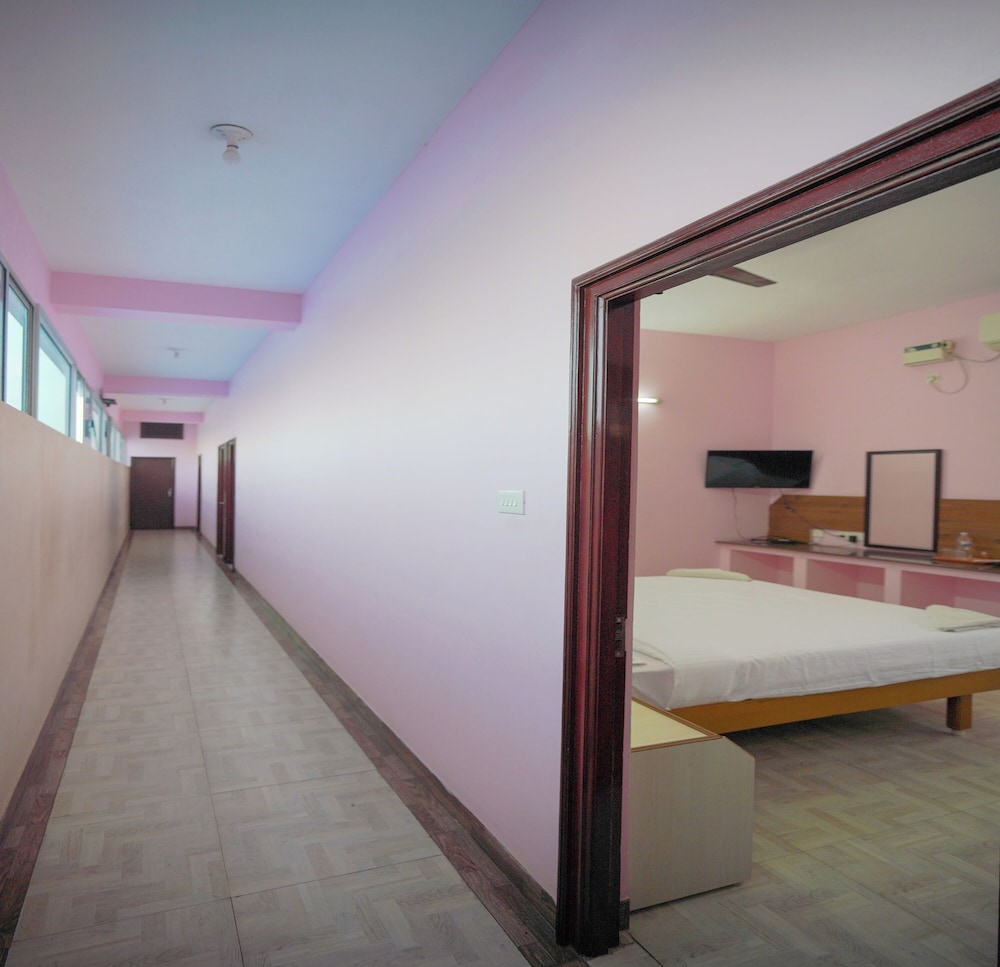 Maruthi Residency