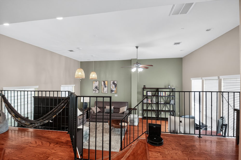 Stylish Houston Heights House 3 Bedroom Townhouse