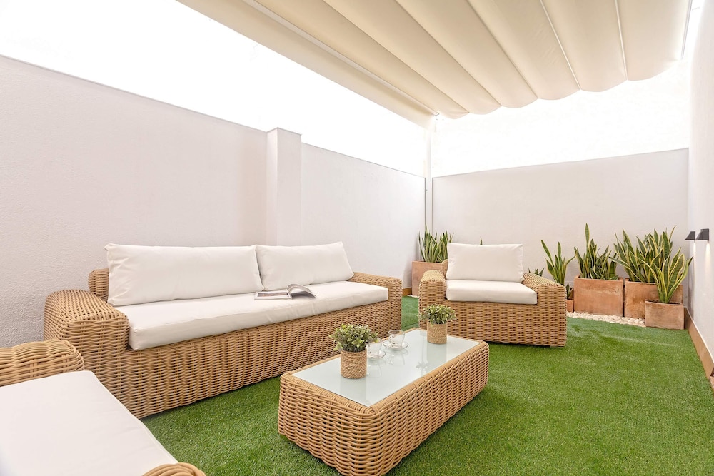 Bright 3bdroom Apartment in Granada. Recogidas III