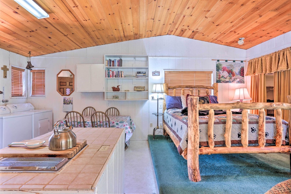 Gorgeous Oakhurst Retreat w/ Swimming Hole! view 5