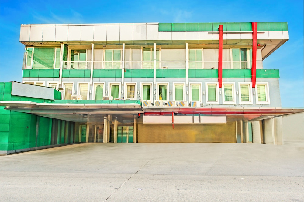 VIP Hostel, Evangelista, Makati Manila, Near PNR Pasay