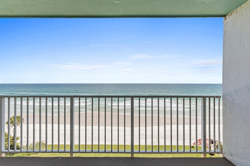 Smyrna Beach Club 607a