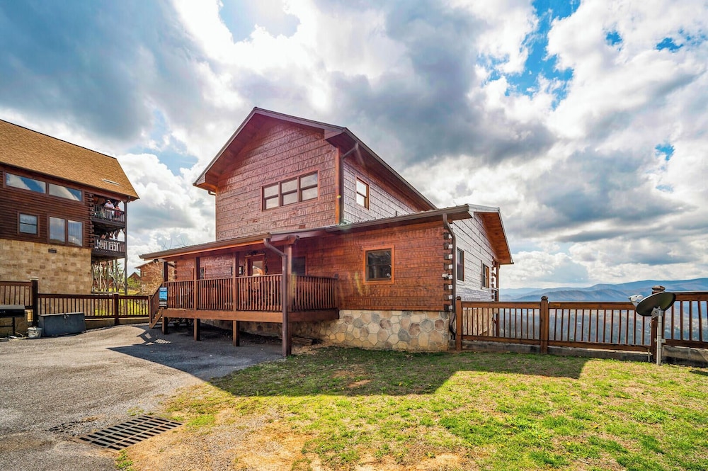Lookout Lodge